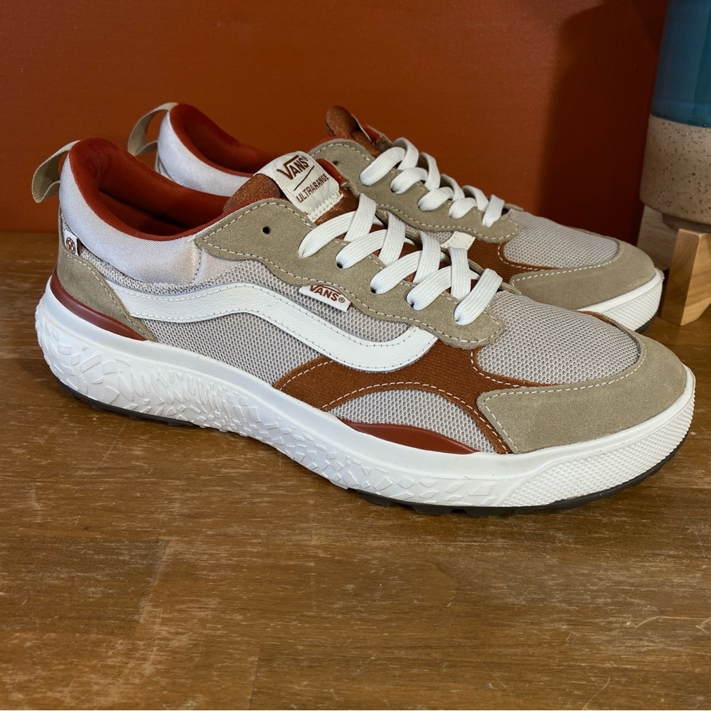 Vans MTE Ultrarange Neo Vr3 Oatmeal Suede Orange - Size 10